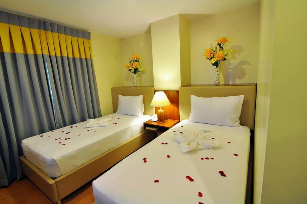 The Well Hotel Cebu Stadt Exterior foto