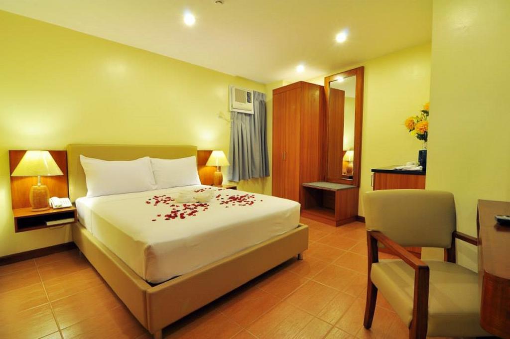 The Well Hotel Cebu Stadt Exterior foto