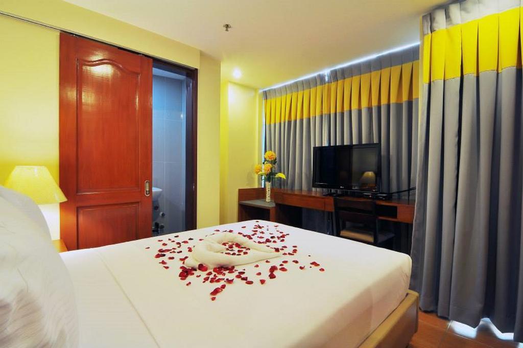 The Well Hotel Cebu Stadt Exterior foto