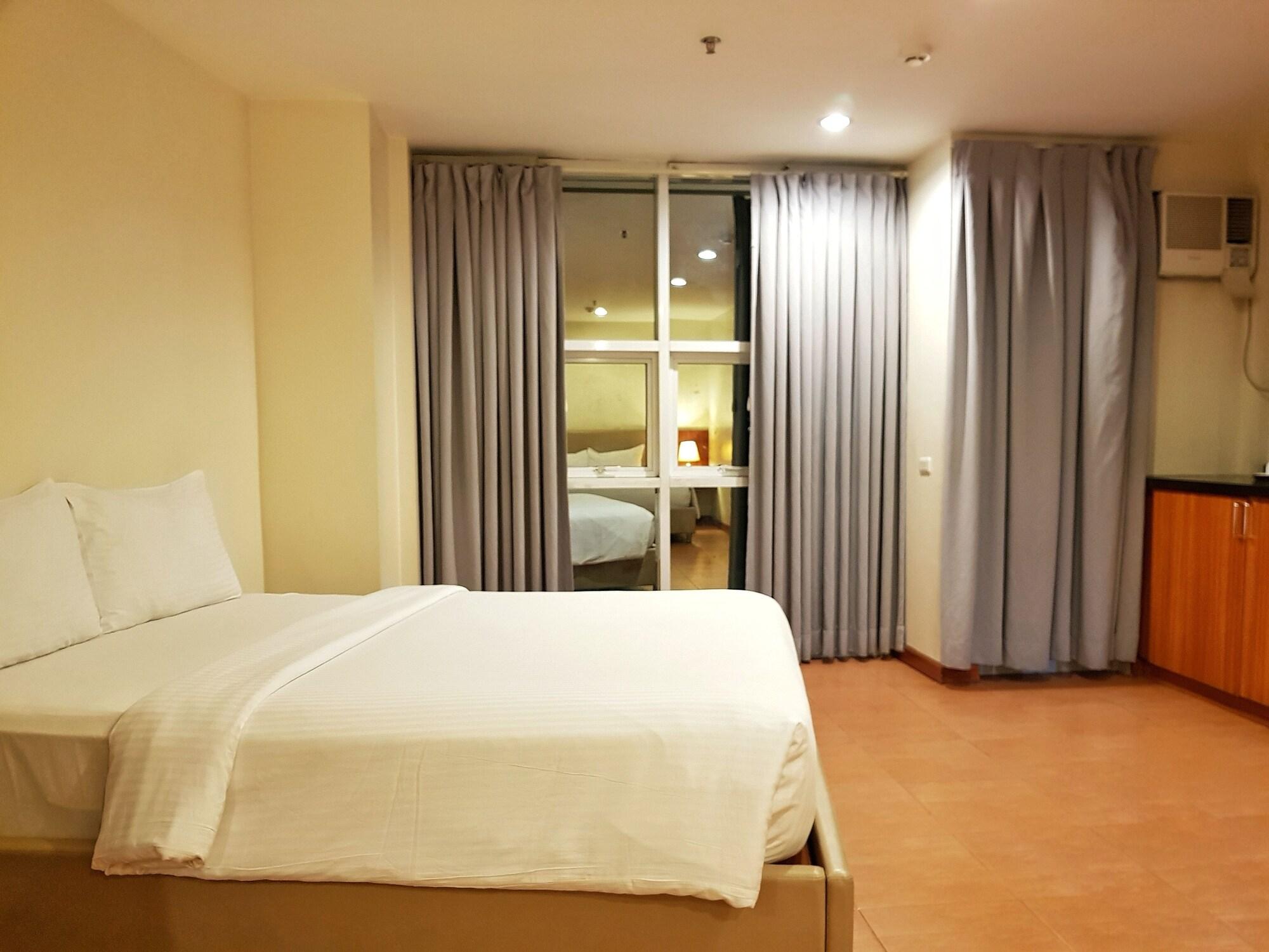 The Well Hotel Cebu Stadt Exterior foto