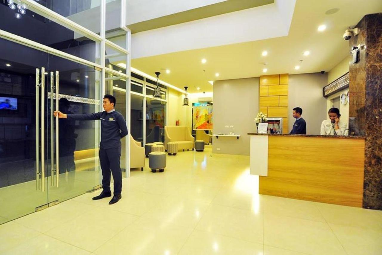 The Well Hotel Cebu Stadt Exterior foto